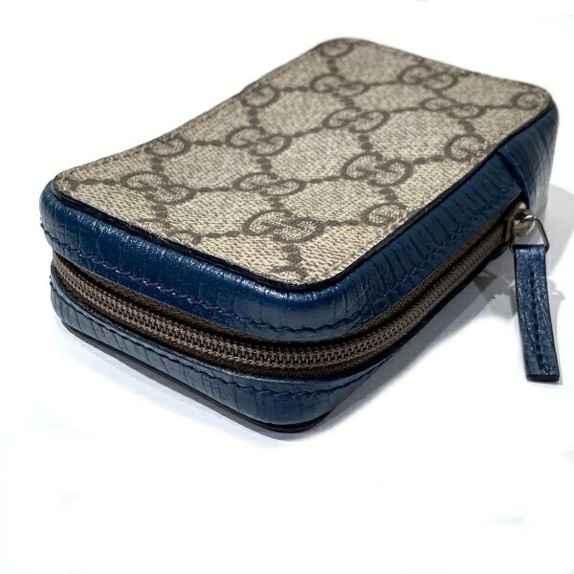 Gucci GG canvas