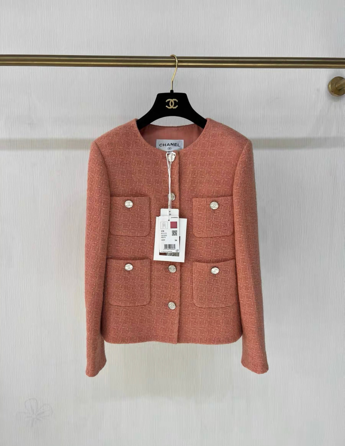CHANEL 21B coral pink wool collarless tweed Jacket size 34 brand new with tags
