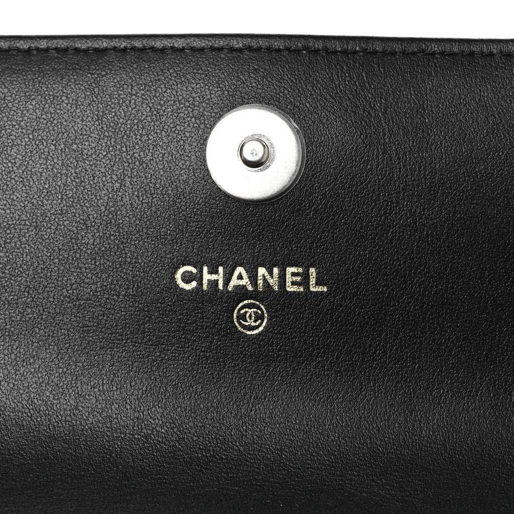 Lambskin Quilted Chanel 19 Flap Clutch Black
