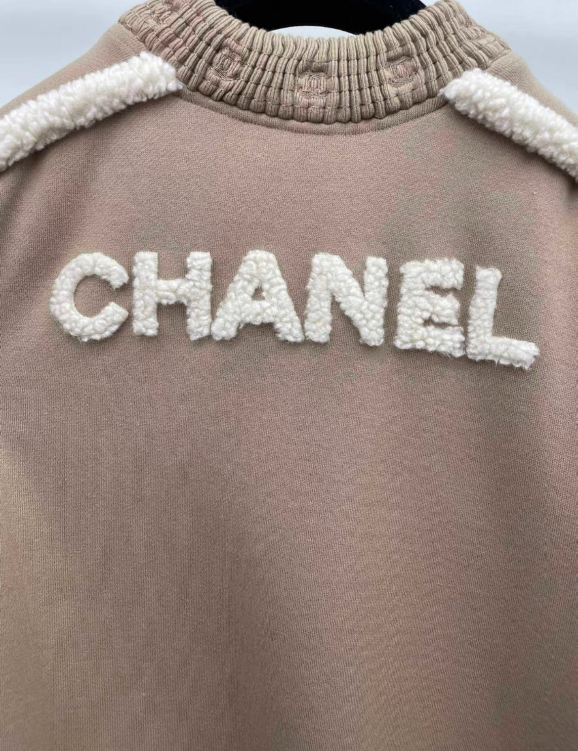 Chanel 24/25 Fall Winter Shearling Lambskin, Brown & Beige Pullover size 42 Brand new with tags