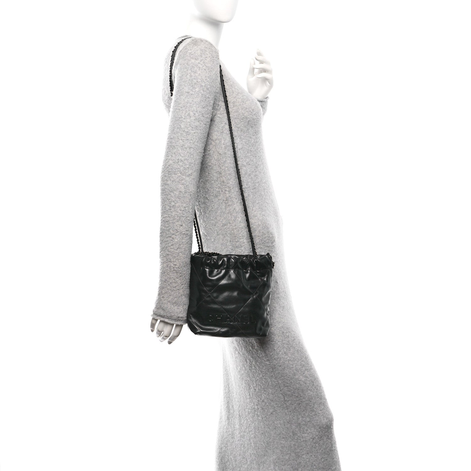 Shiny Calfskin Quilted Mini Chanel 22 So Black