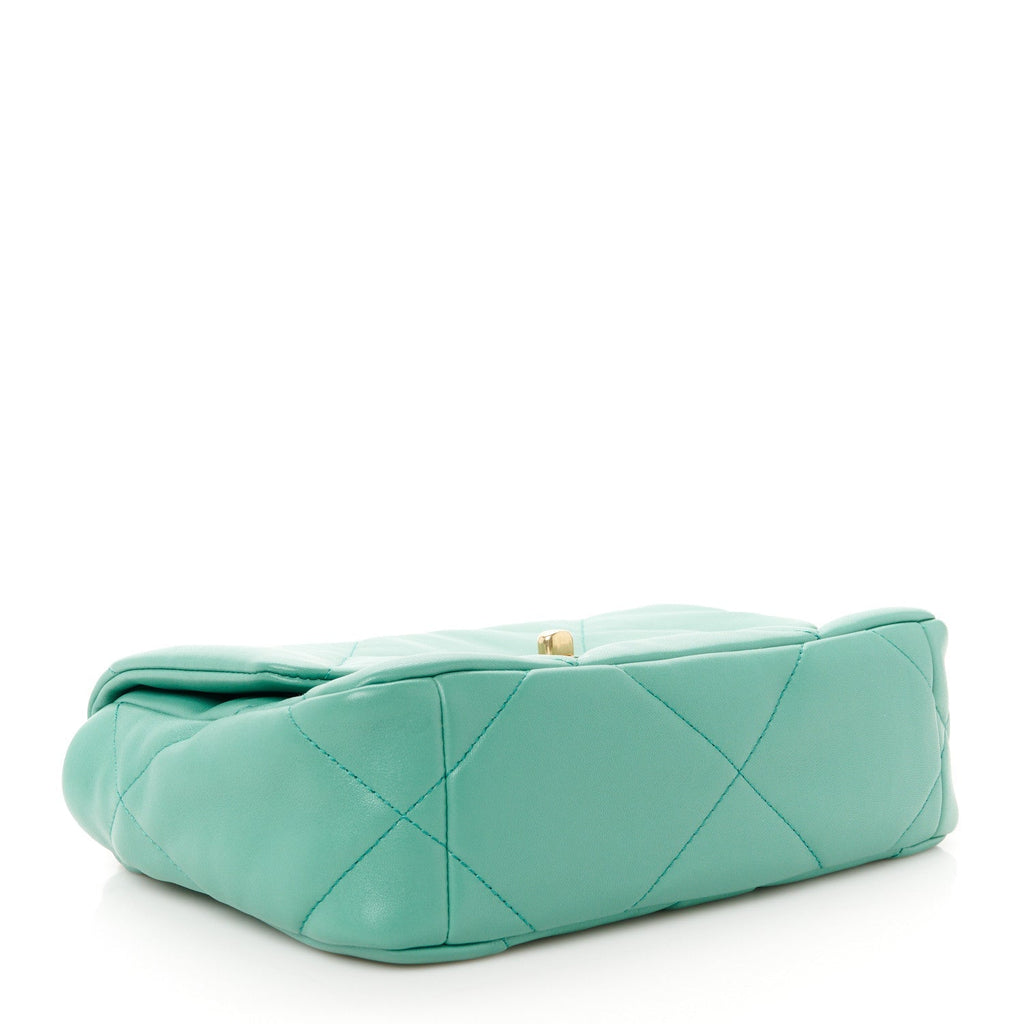 Lambskin Quilted Medium Chanel 19 Flap Green