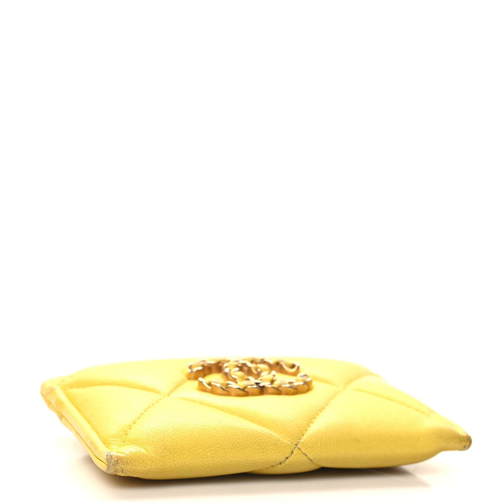 Lambskin Quilted Chanel 19  Holder Yellow