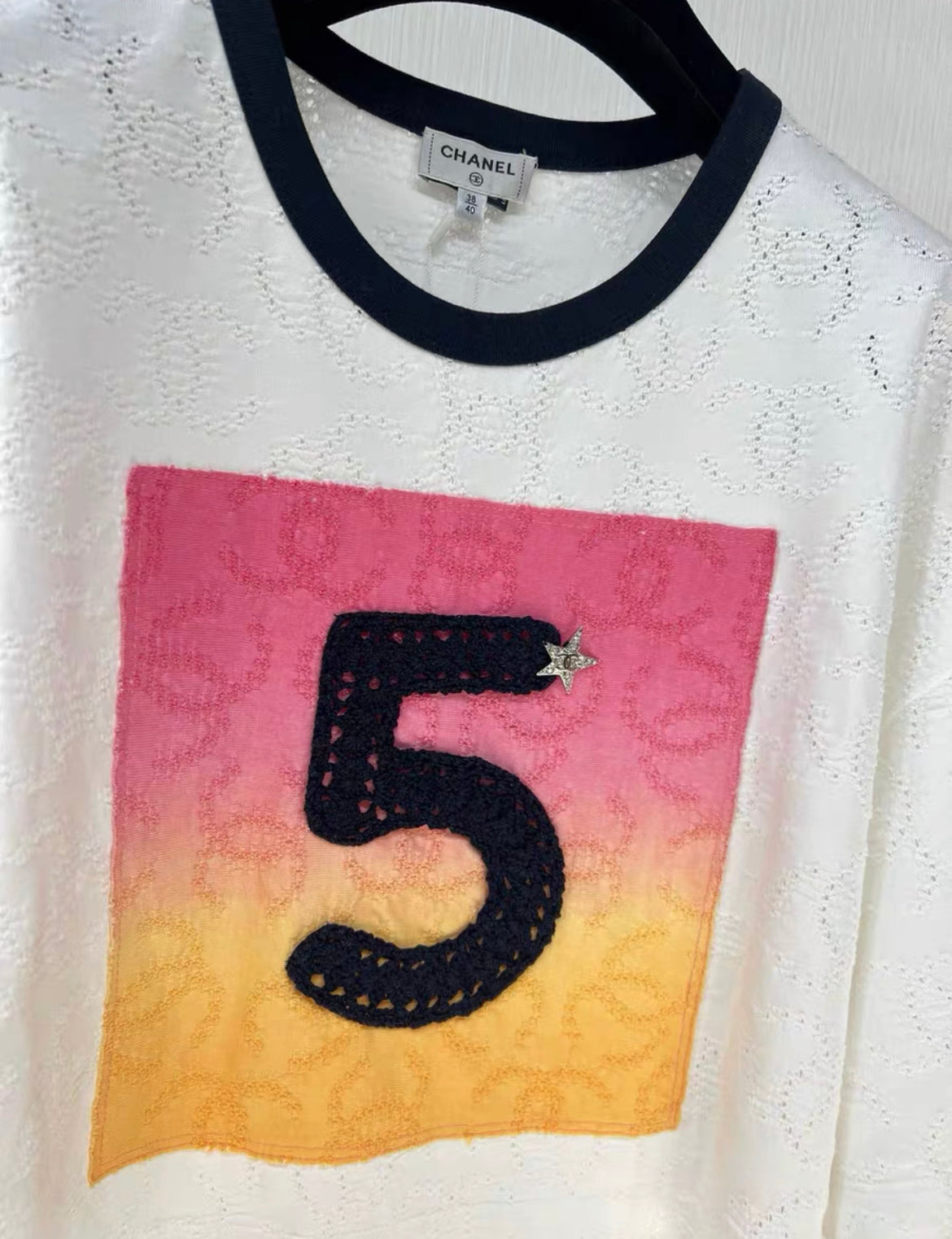 Chanel 24C popular No. 5 double C T-shirt size 38/40 brand new with tag
