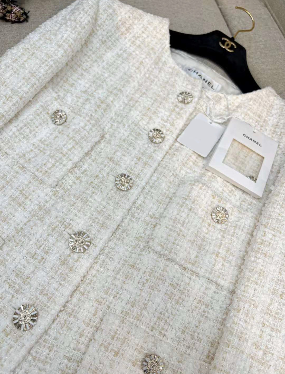 Chanel 23c white moonlight jacket size 38 brand new with tags