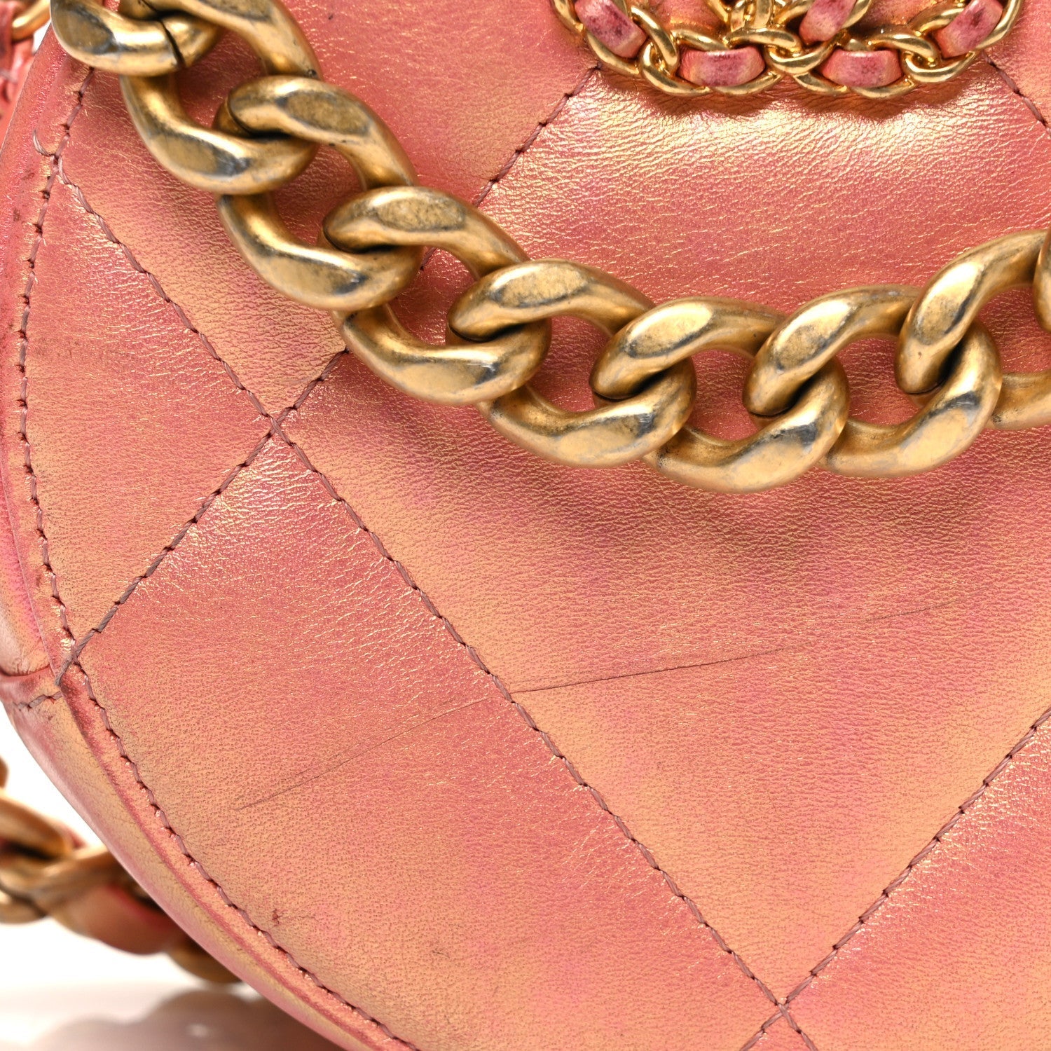 Iridescent Calfskin Quilted Chanel 19 Round Clutch With Chain Pink