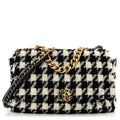 Tweed Maxi Chanel 19 Flap Beige Black