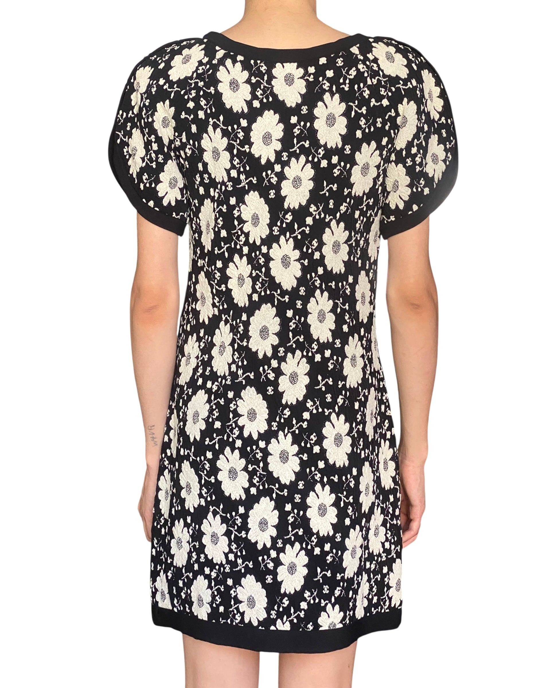 Chanel Black 2014 Cruise Knit Camellia Mini Dress - FR38 / US 4-6