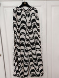 Chanel 21P black & ecru Silk pant with CC logo Size 34