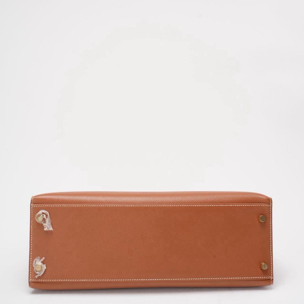 Hermès Vintage Gold Kelly Sellier 32 Epsom D Square 2000