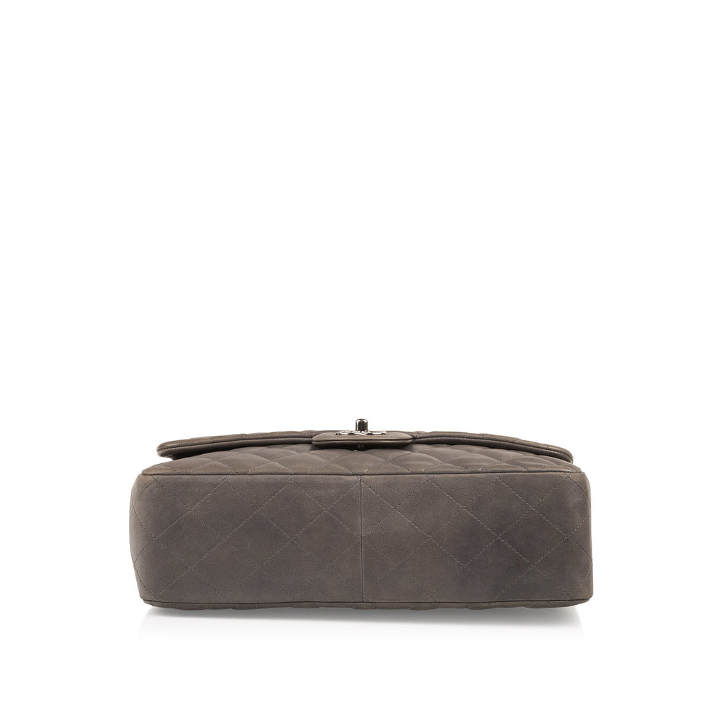 Chanel Classic Flap Bag - Jumbo - Single Flap