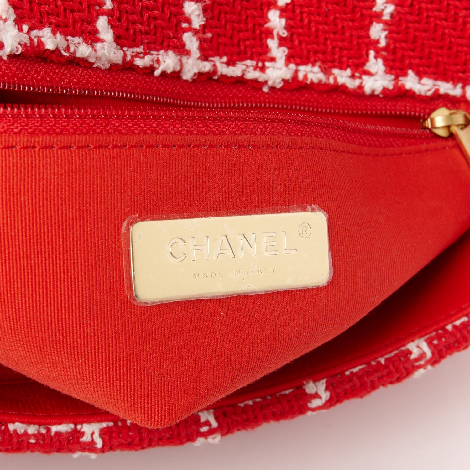 Tweed Quilted Medium Chanel 19 Flap Red White