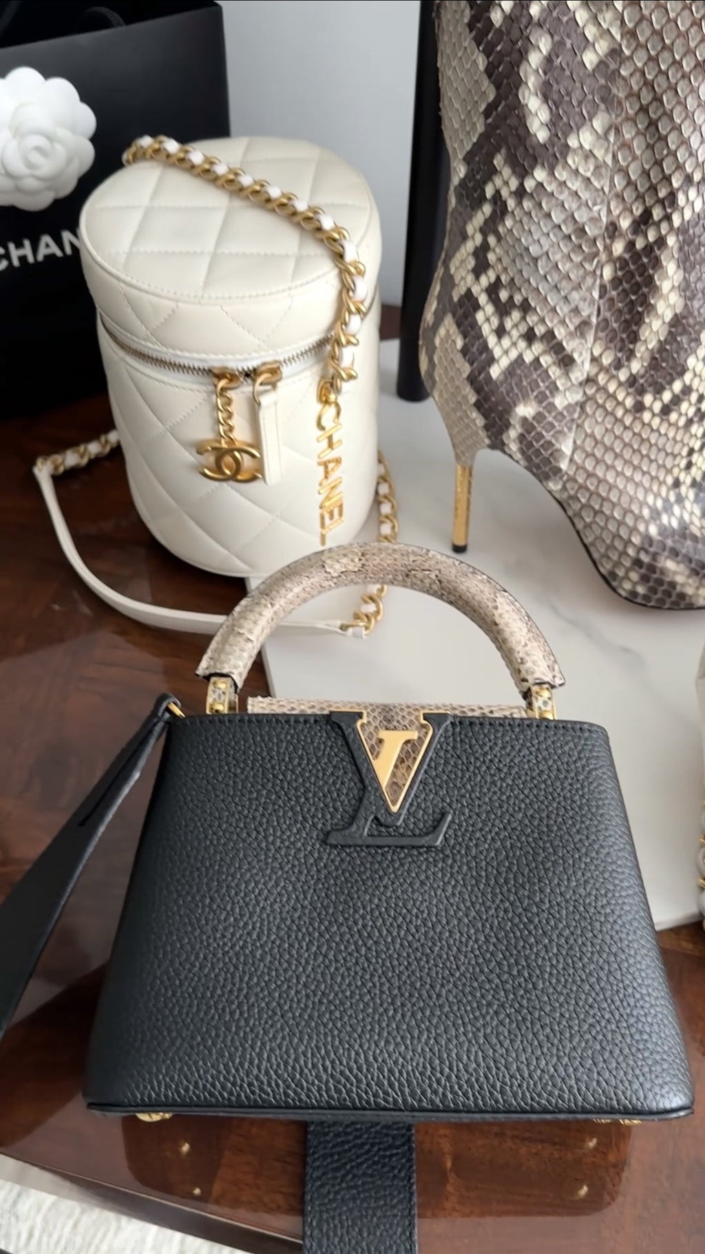 Chanel White Quilted Leather Side Note Vanity Bag