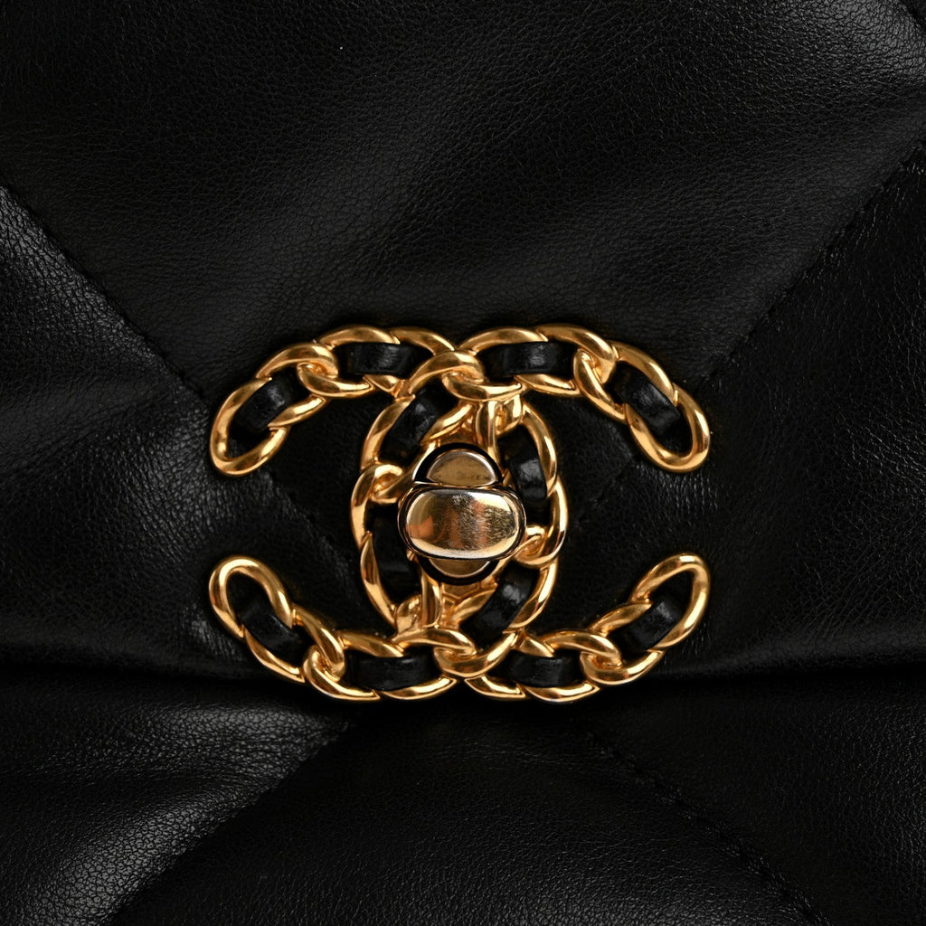 Goatskin Quilted Medium Chanel 19 Flap Black