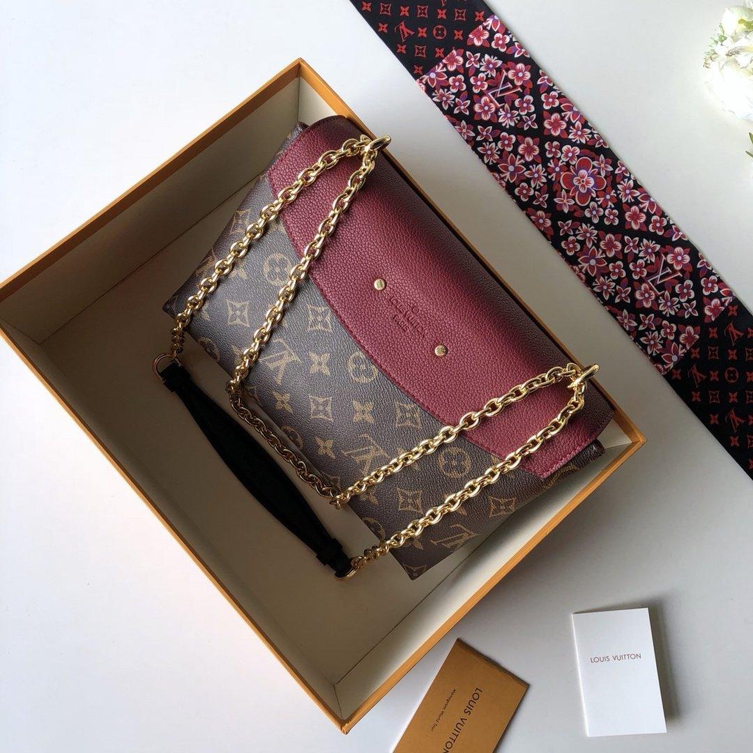 Louis Vuitton SAINT-PLACIDE