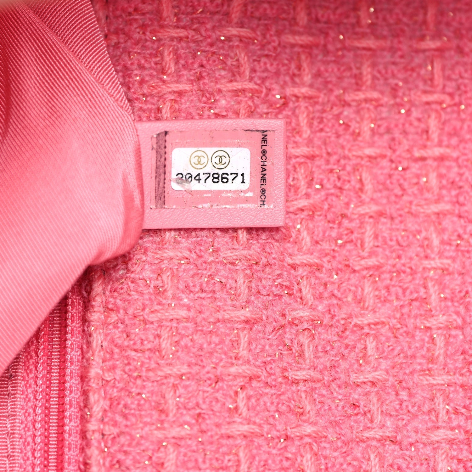 Metallic Tweed Quilted Medium Chanel 19 Flap Pink