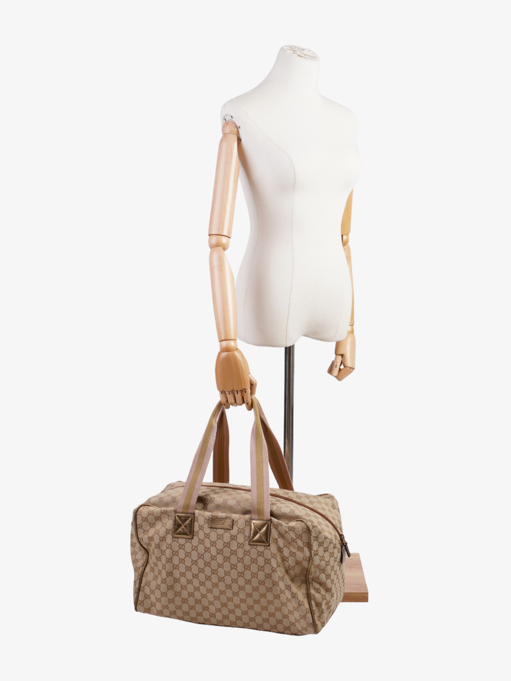 Gucci Interlocking G Travel Bag GG Supreme / Gold / Pink Canvas