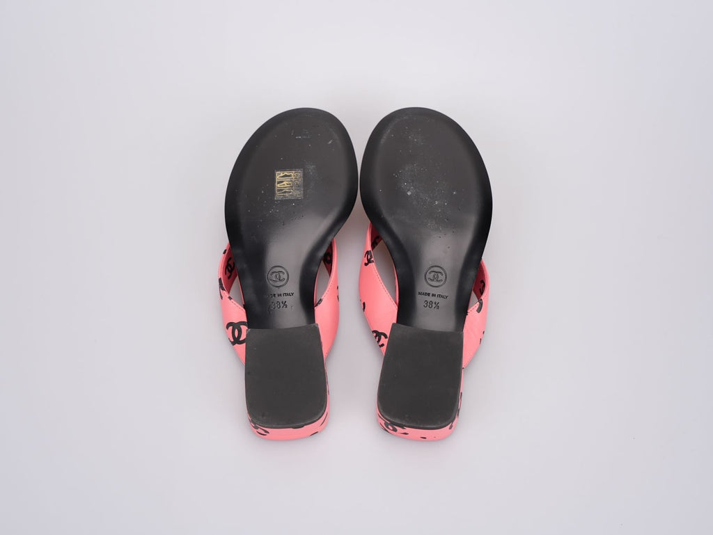 Chanel Pink Black Printed Lambskin CC Logo Thong Flat Flip Flop Sandal 38