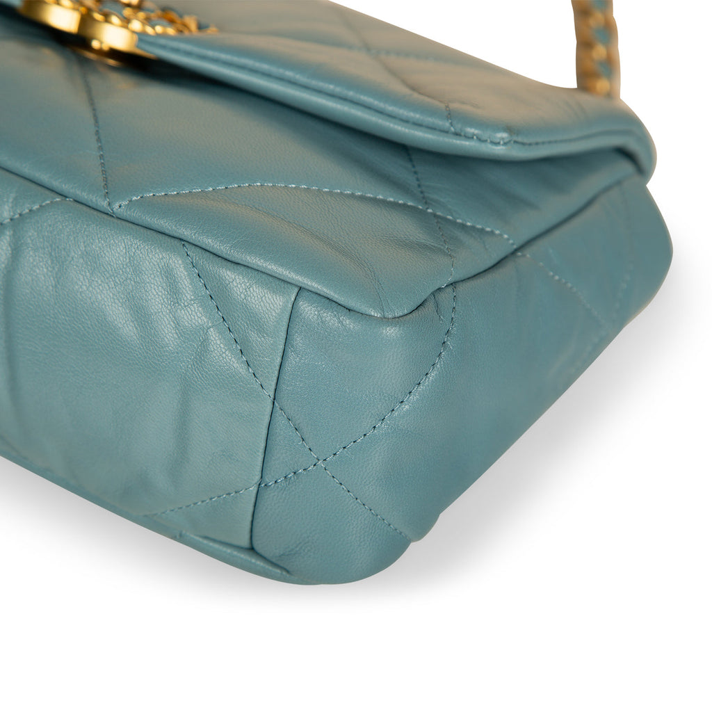 Chanel Chanel 19 Flap Bag - Small