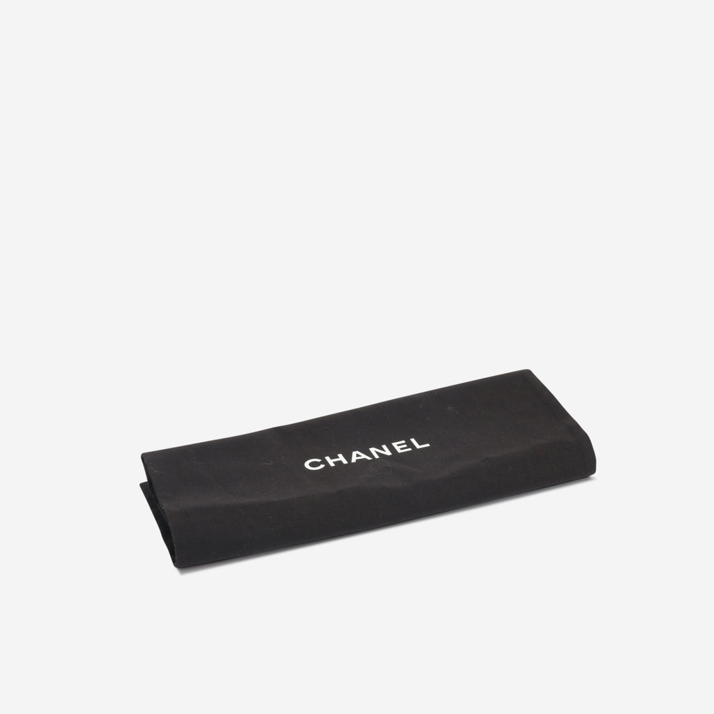Chanel Chanel 19 - Small