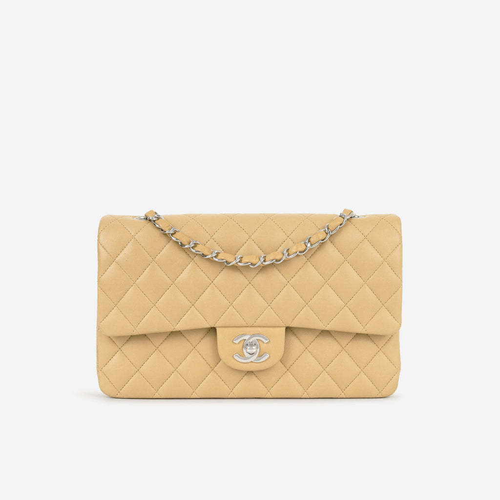 Chanel Vintage Medium Classic Flap - Beige Lambskin | Silver Hardware