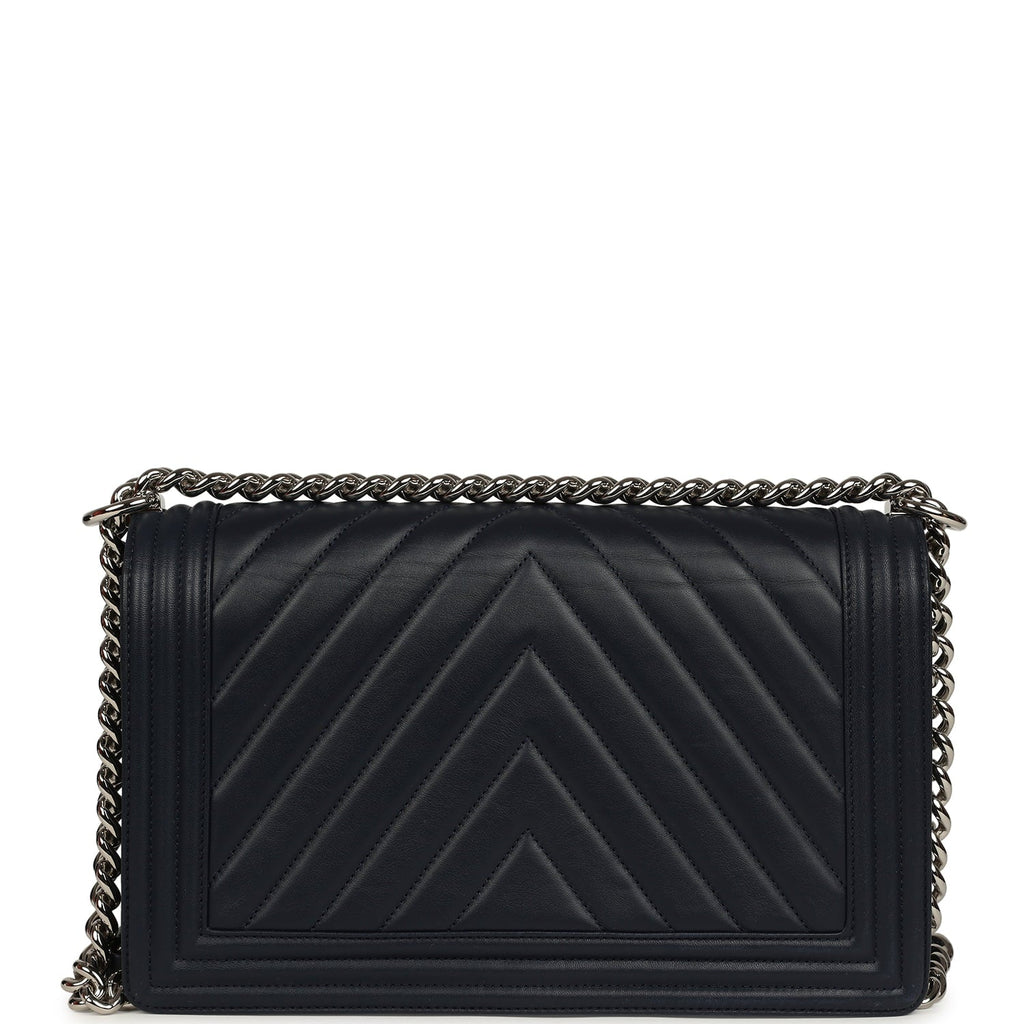 Pre-owned Chanel New Medium Chevron Boy Bag Navy Blue Calfskin Silver Hardware