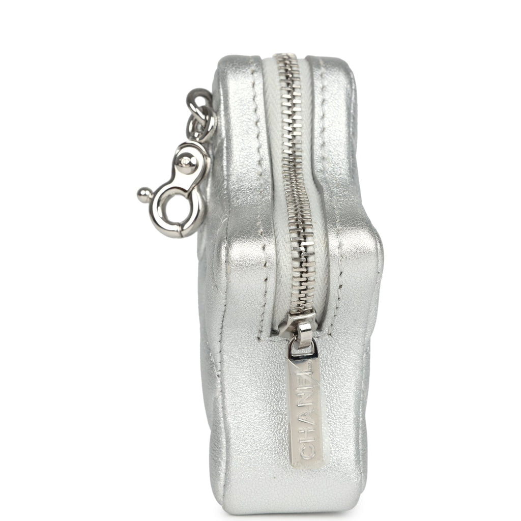 Chanel Walk Of Fame Star Clip-On Coin Purse Metallic Silver Goatskin Silver Hardware