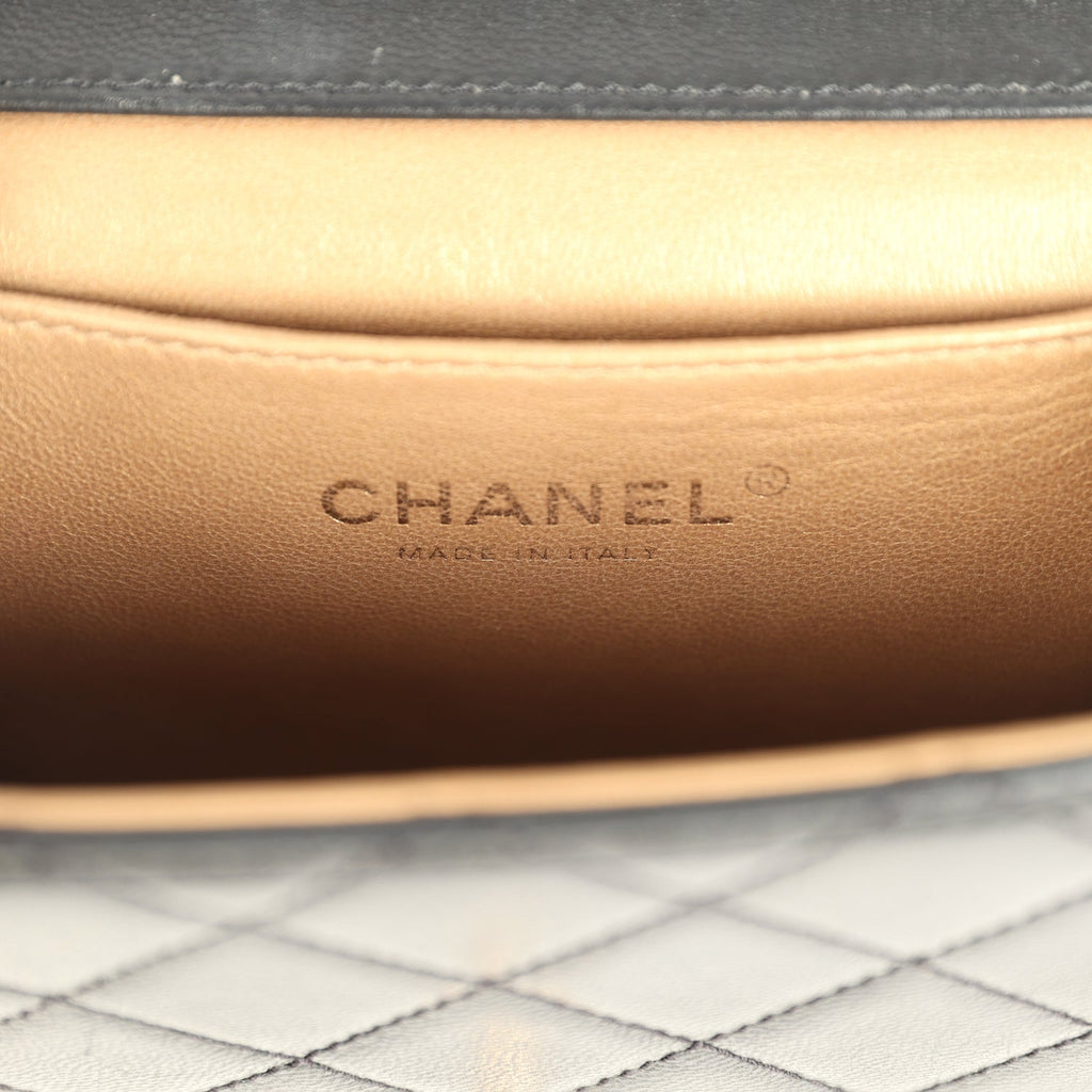 Pre-owned Chanel Chic Pearls Flap Bag Black Calfskin Brushed Gold Hardware