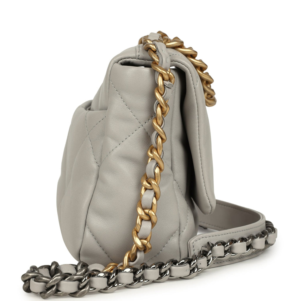 Pre-owned Chanel Medium 19 Flap Bag Grey Shiny Lambskin Mixed Metal Hardware