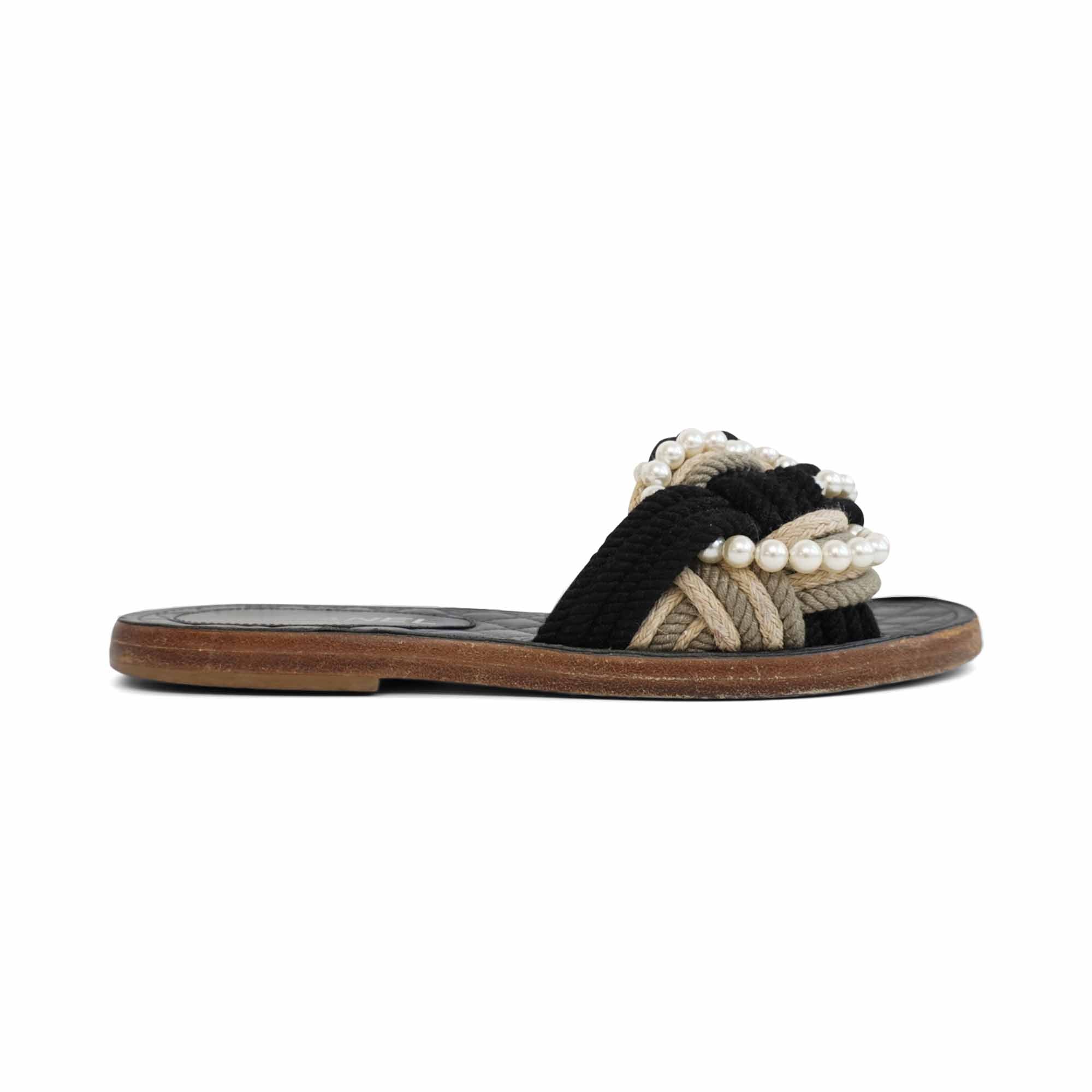 Chanel 'Cuba Rope Pearl' Sandals - Women's 37