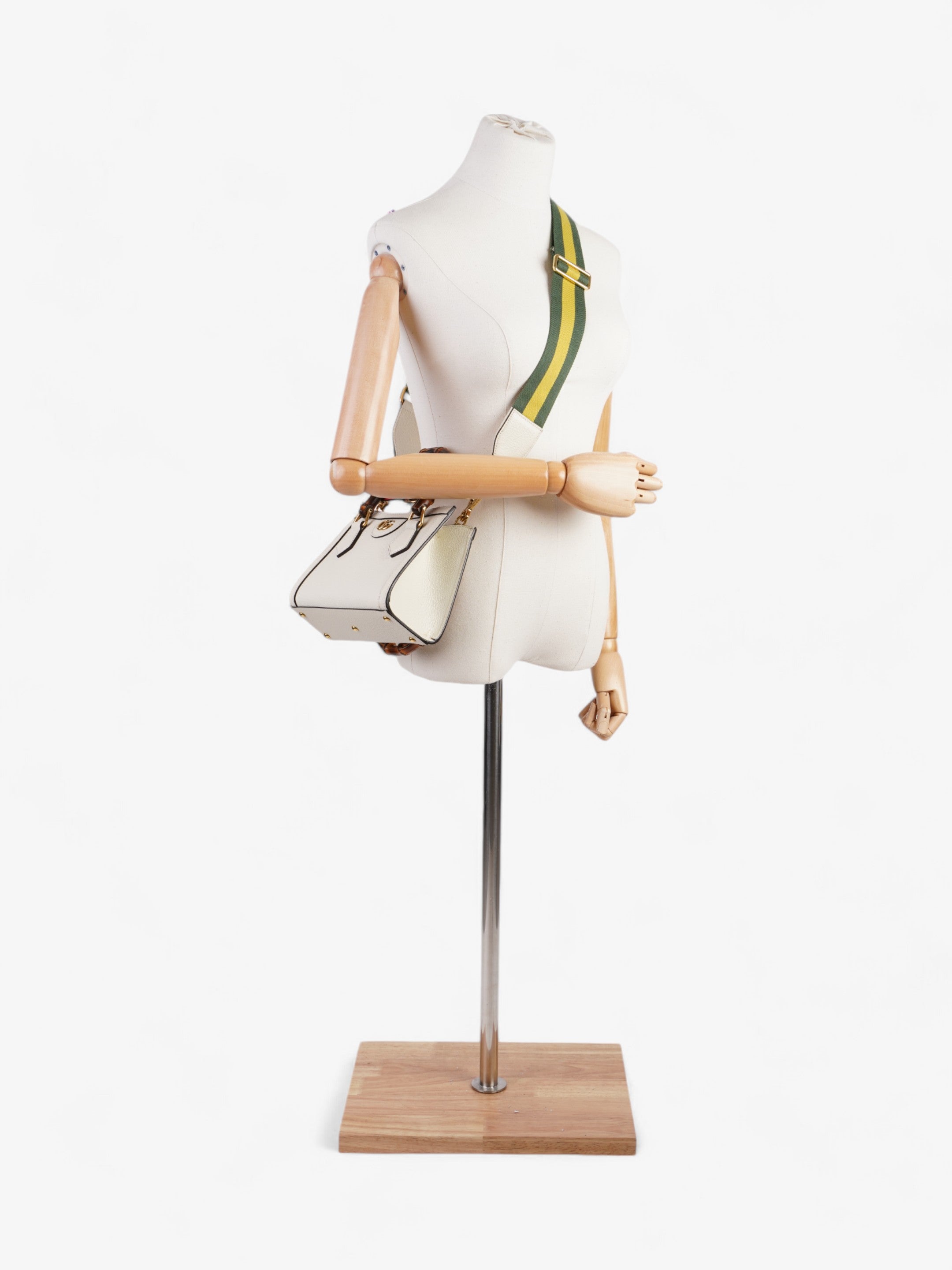 Gucci Diana Mini Tote Cream Leather
