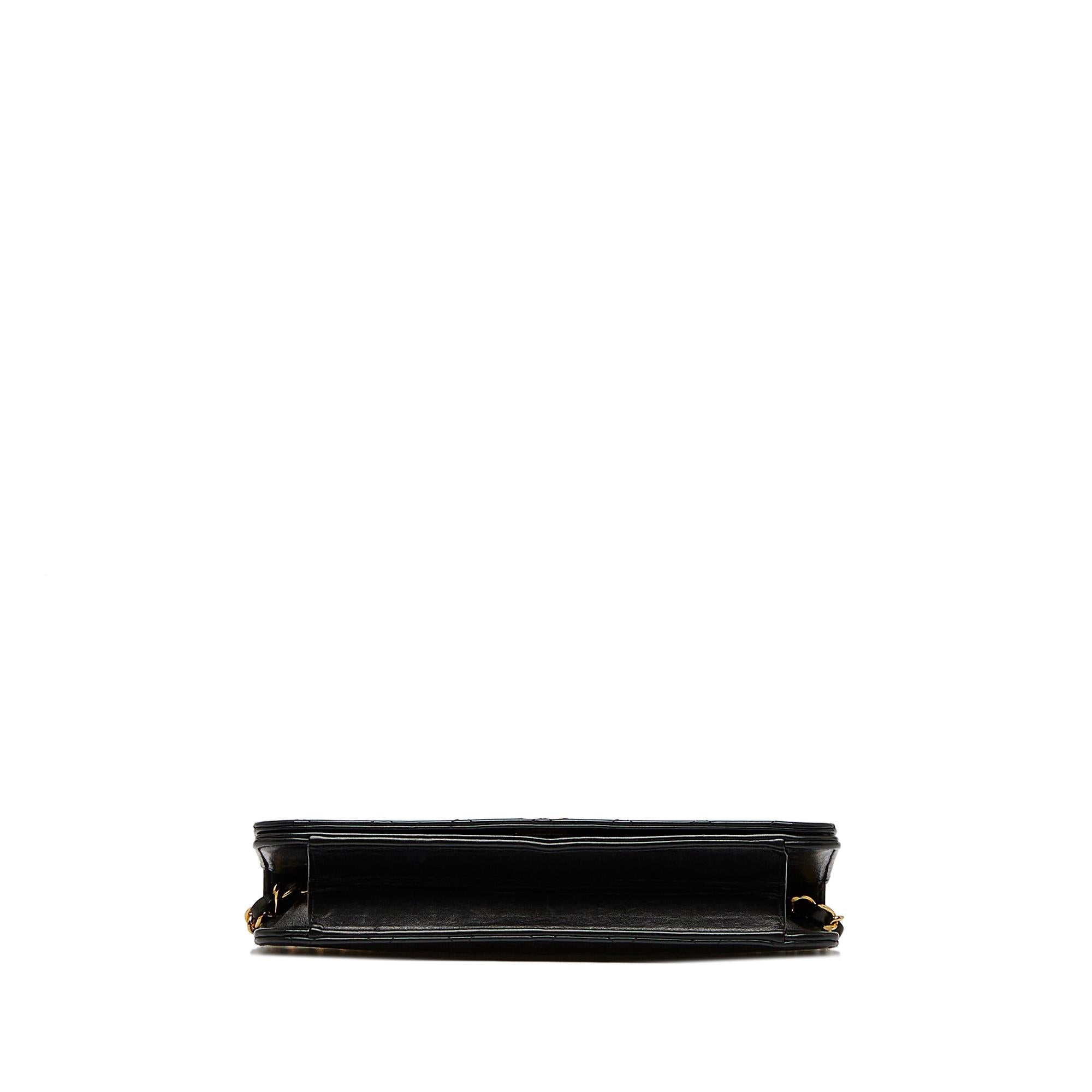 Chanel CC Flap Crossbody Bag (SHG-GauV21)