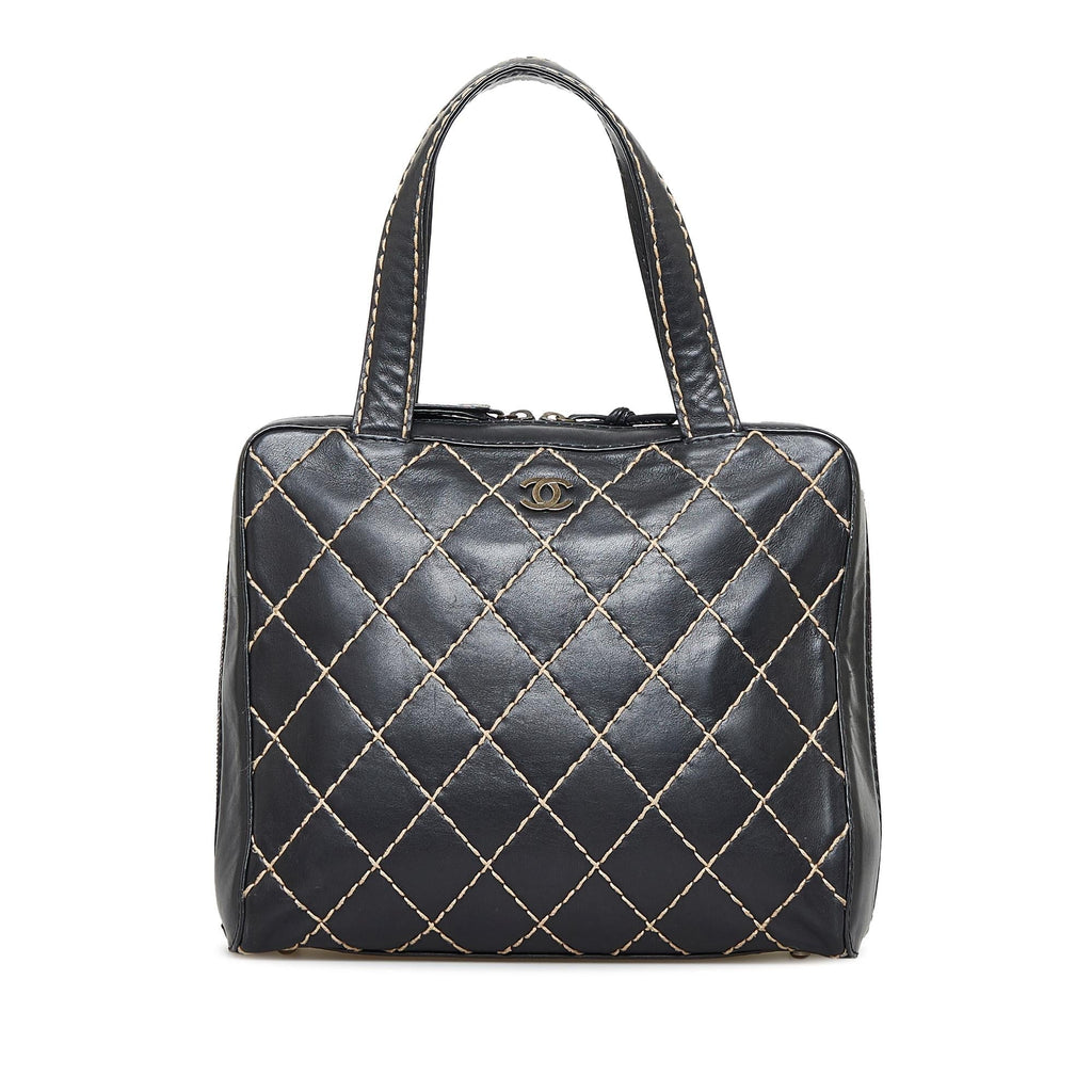 Chanel CC Wild Stitch Handbag (SHG-vbWh5u)
