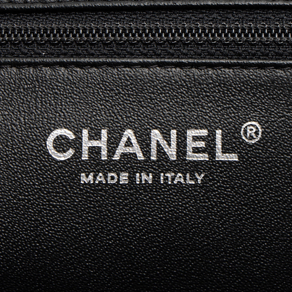 Chanel Caviar Leather CC Frame Clutch (SHF-sS7xNc)