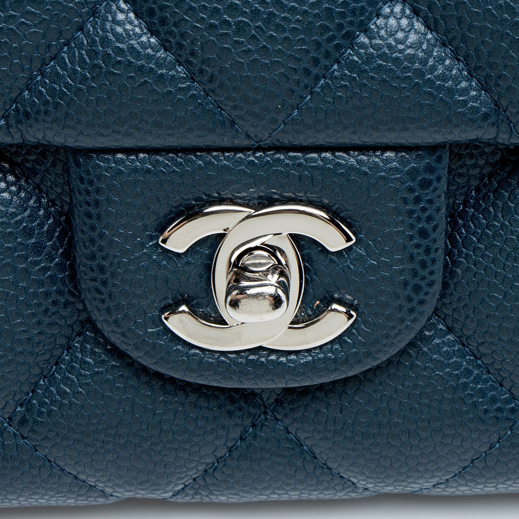 Chanel Caviar Leather Chain Flap Clutch