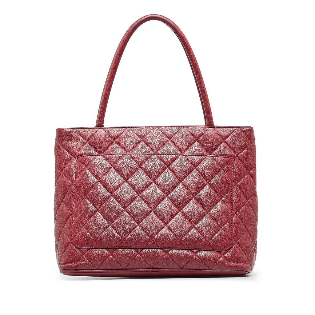 Chanel Caviar Medallion Tote (SHG-MUMoiU)