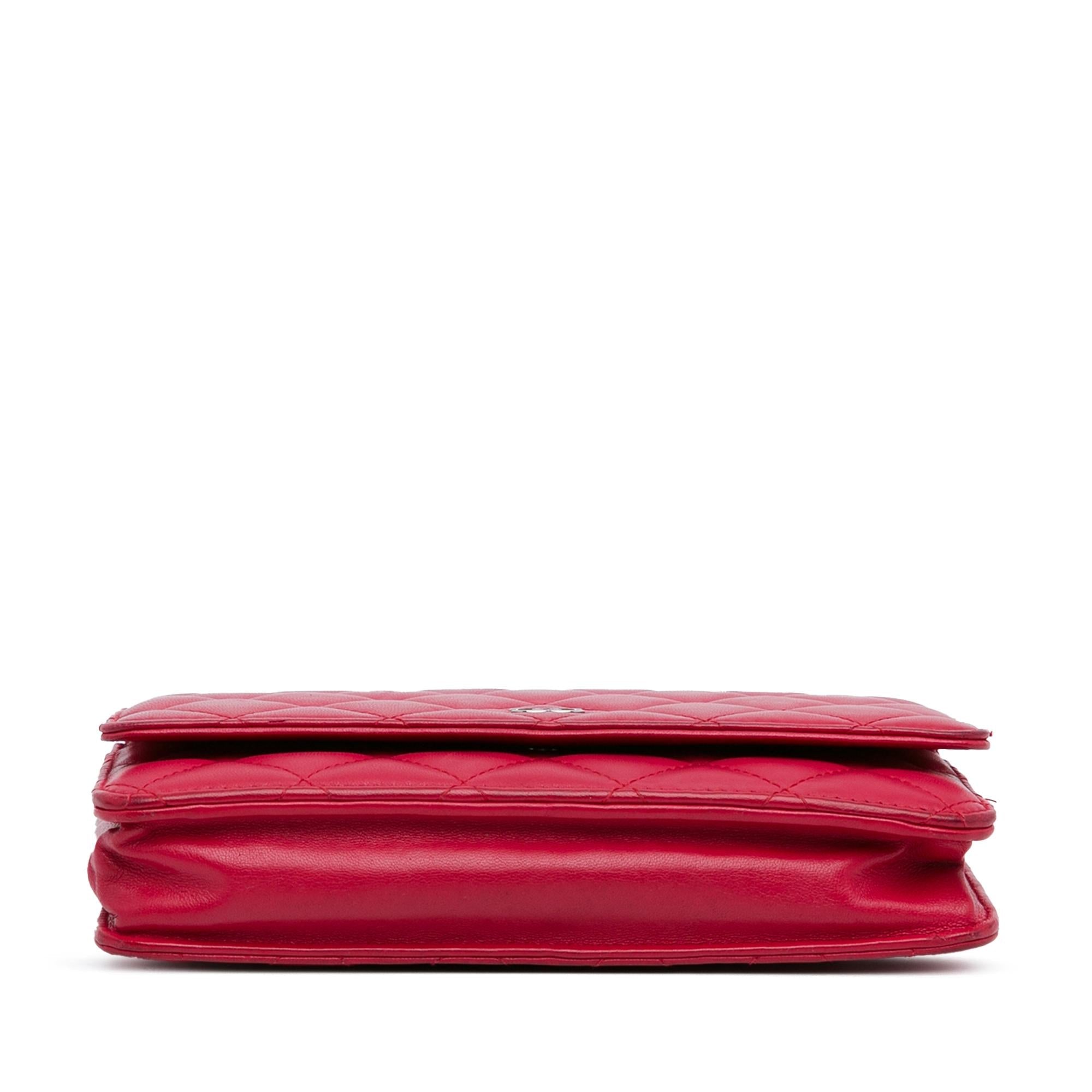 Chanel Classic Lambskin Wallet on Chain