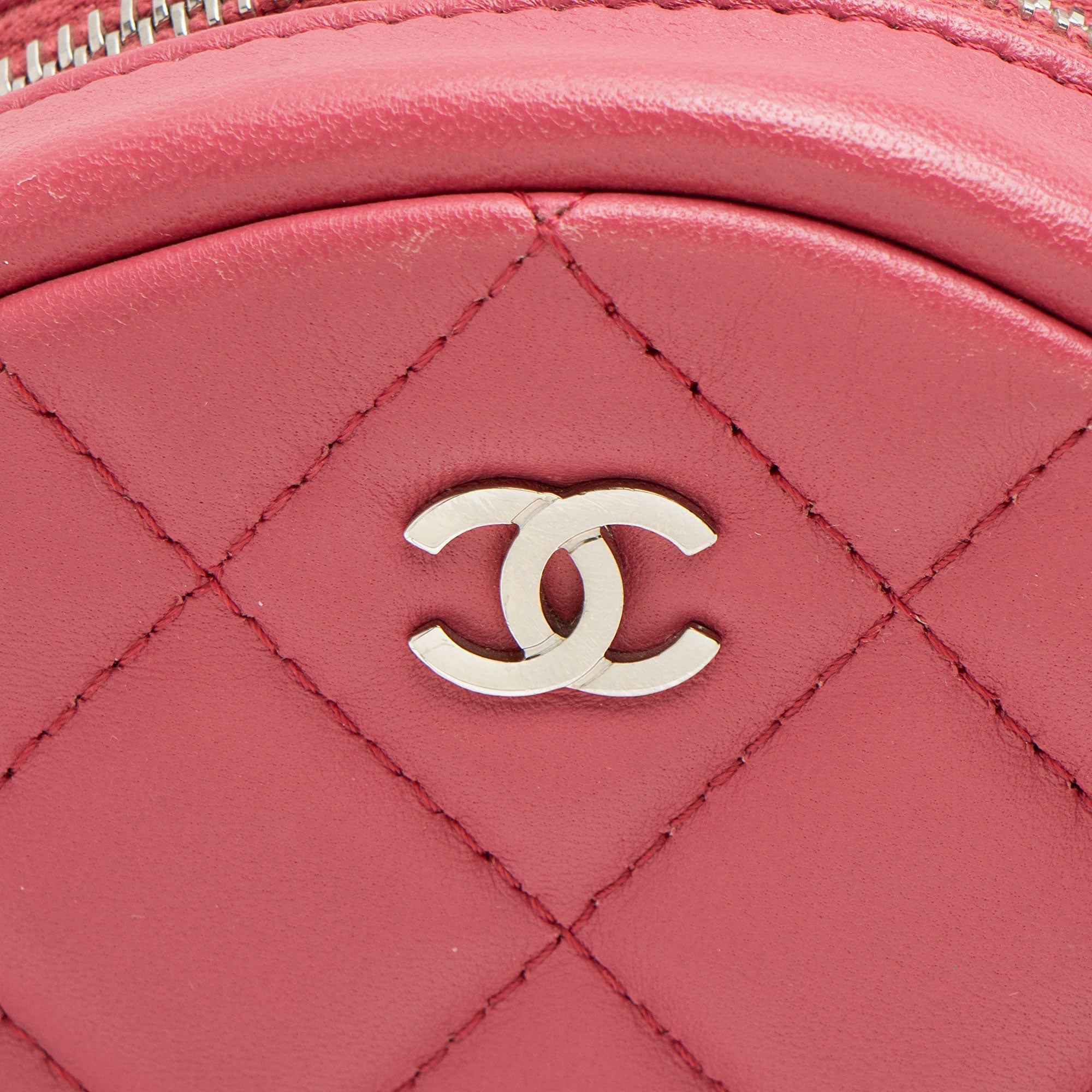 Chanel Lambskin Round Clutch with Chain