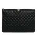 Chanel Large Quilted Caviar Boy O Case Clutch (SHG-AMsEwy)