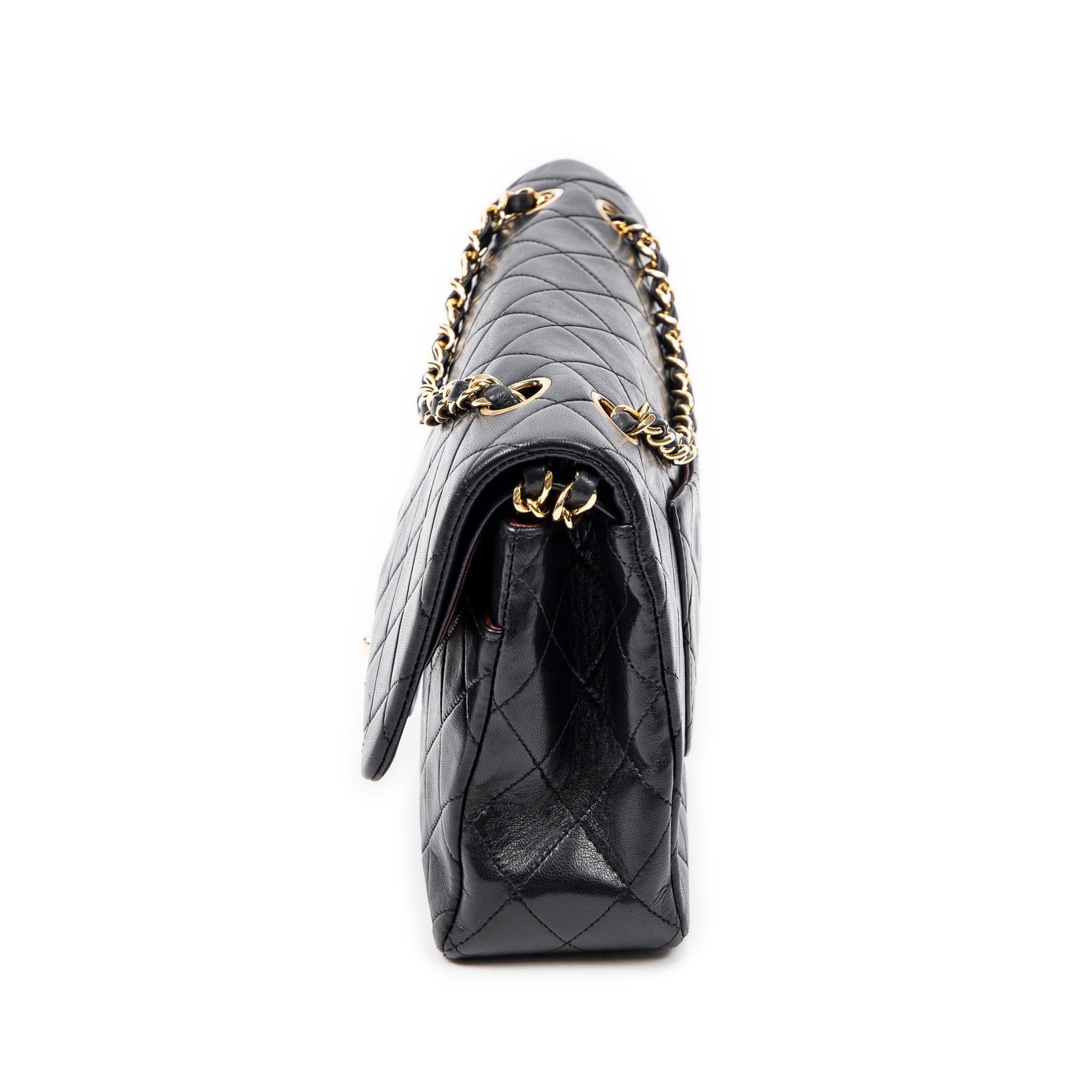 Chanel Medium Classic Lambskin Double Flap (SHG-lRIbs9)
