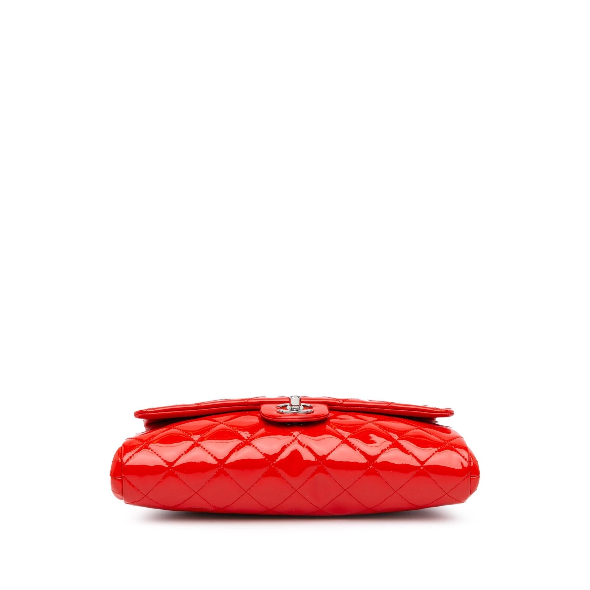 Chanel Quilted Patent New Clutch With Chain (SHG-SbQhLa)