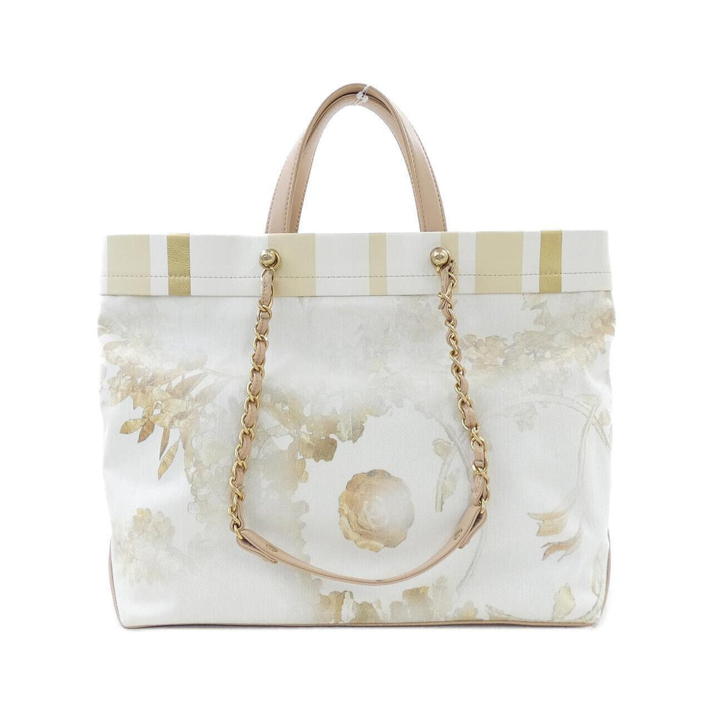 CHANEL CC CAMELLIA TOTE BAG