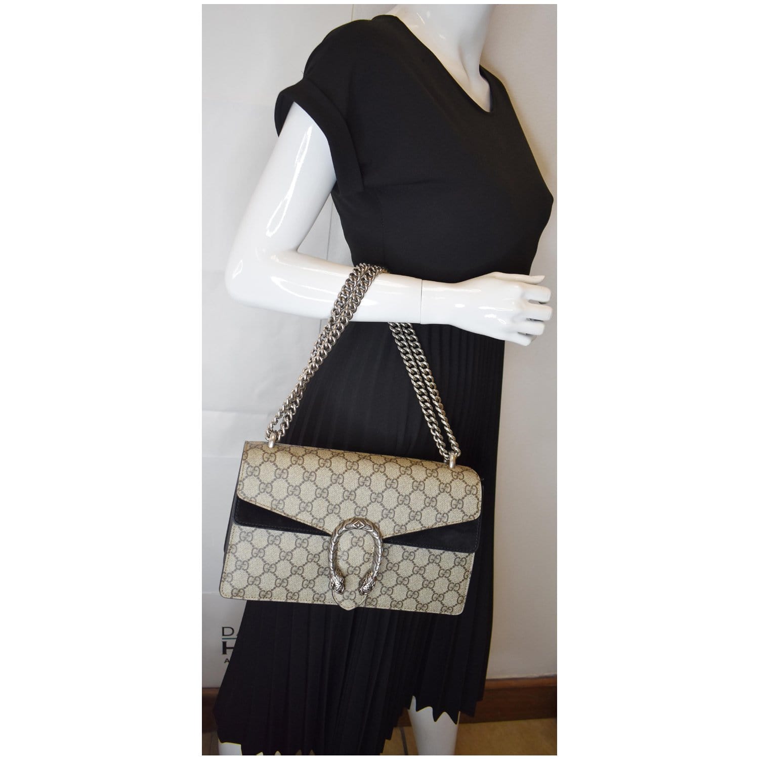 GUCCI Dionysus Small GG Supreme Canvas Shoulder Bag Beige 400249