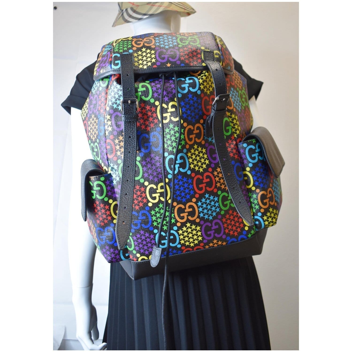 GUCCI GG Psychedelic Supreme Medium Backpack Bag Black 598140 - Final Sale