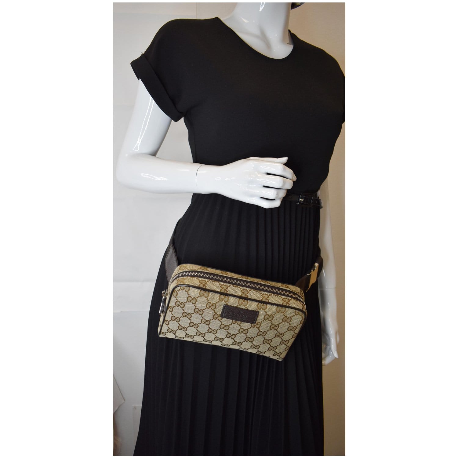 GUCCI GG Monogram Canvas Belt Bag Beige 449174