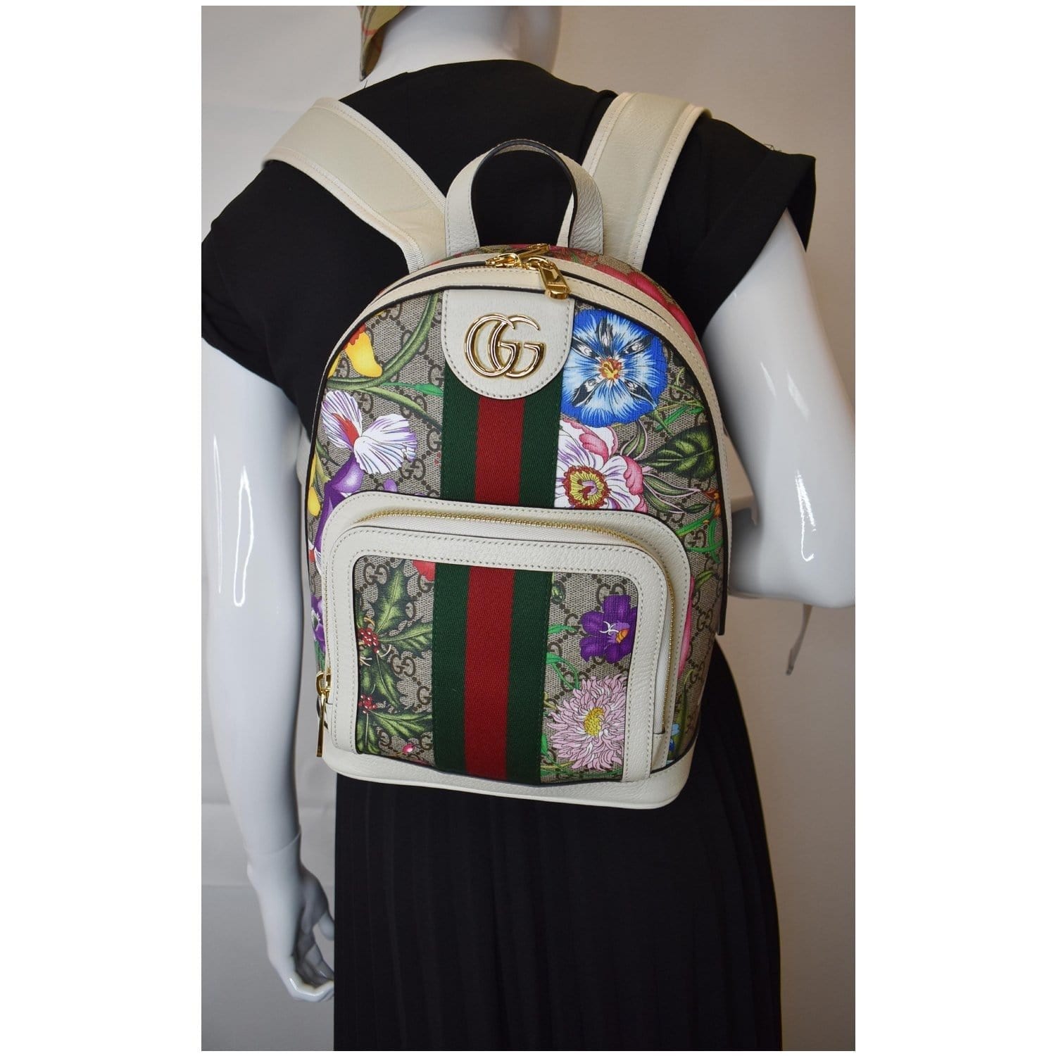 GUCCI Ophidia GG Flora Small Supreme Canvas Backpack Bag Beige 547965 - 20% OFF