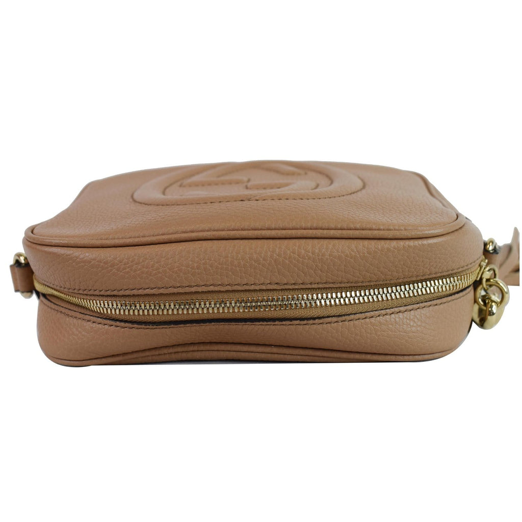 GUCCI Soho Disco Pebbled Leather Small Crossbody Bag Beige 308364