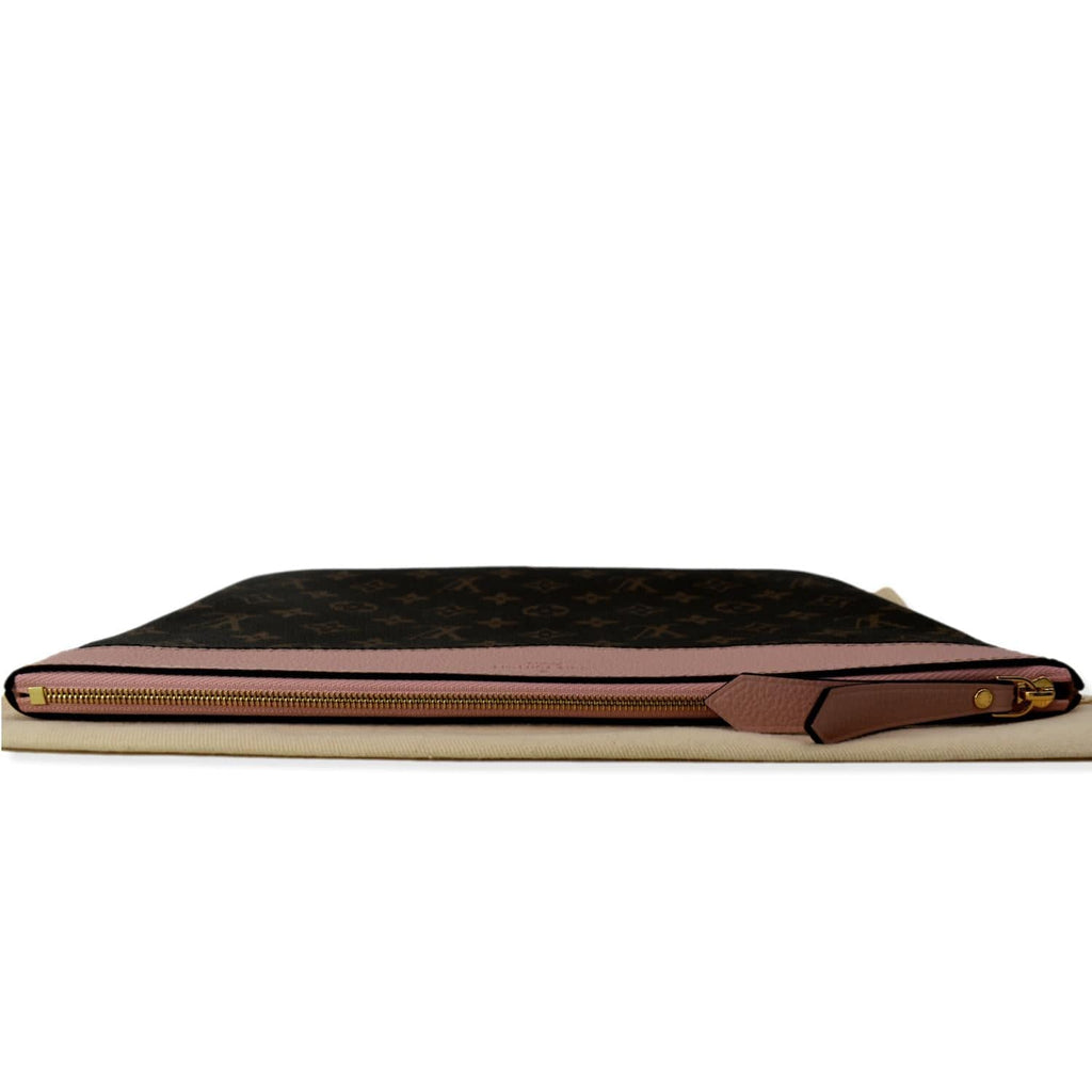LOUIS VUITTON Daily Pouch Monogram Canvas Clutch Bag Rose Poudre