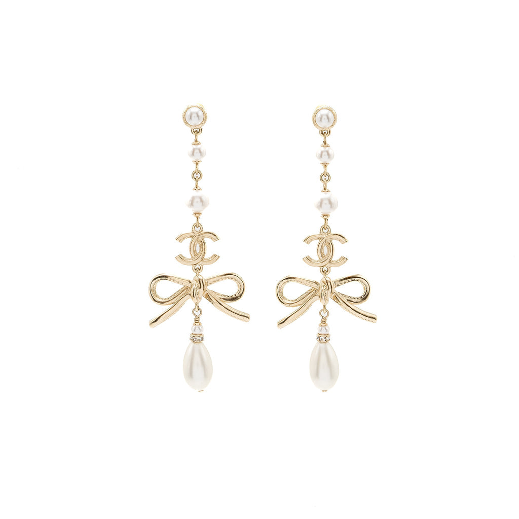 Chanel pearl / cc logo / bow tie drop earrings gold tone