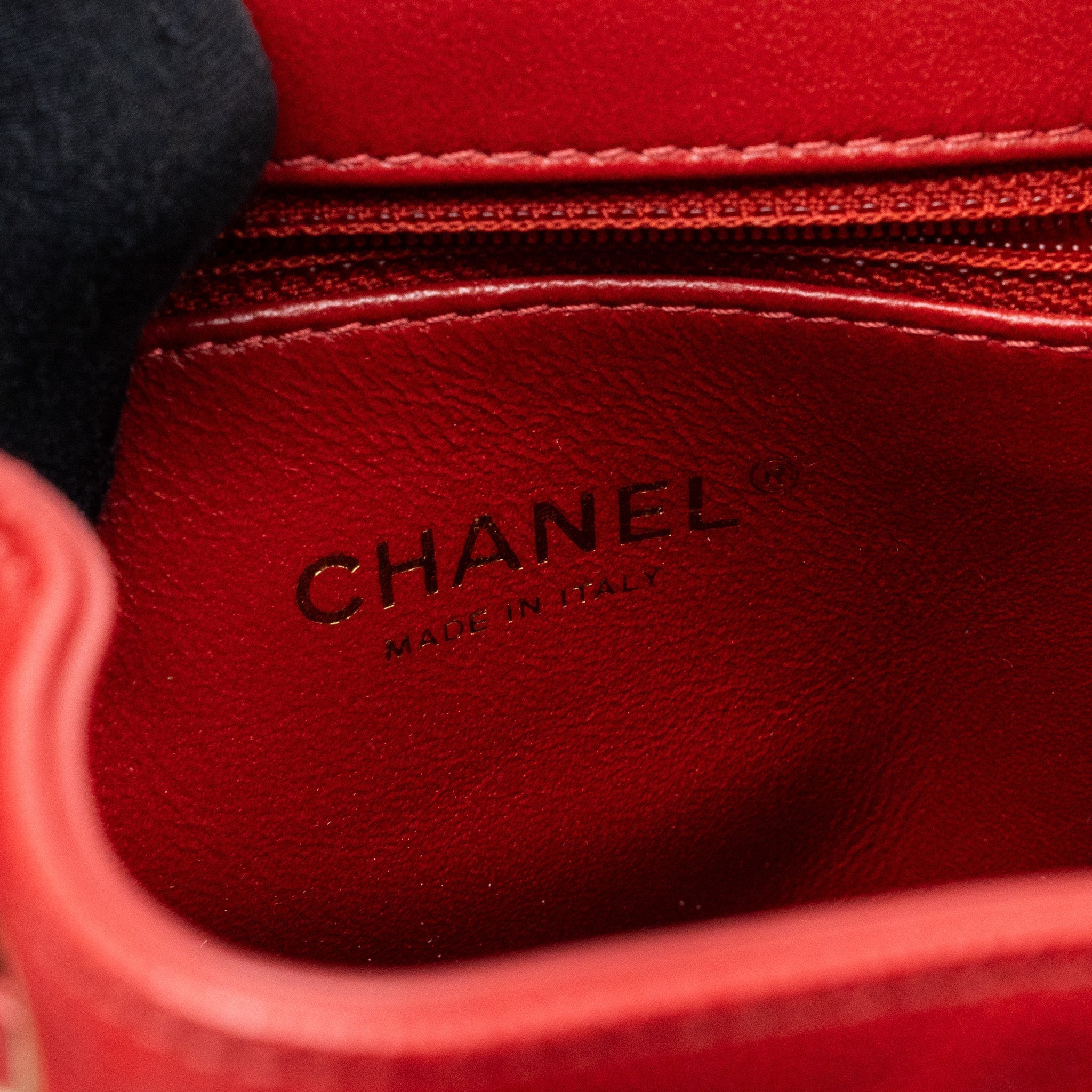 Chanel affinity backpack caviar red